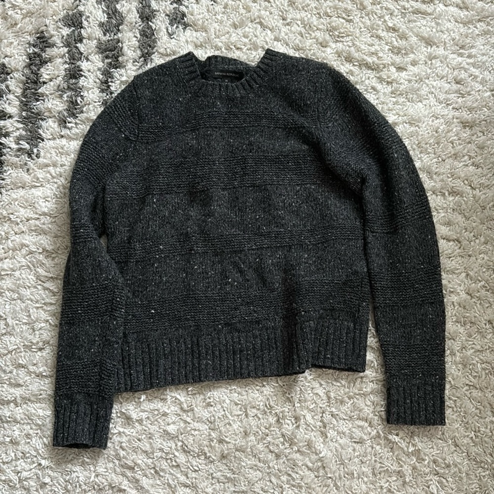 Gray marled wool banana republic pullover sweater